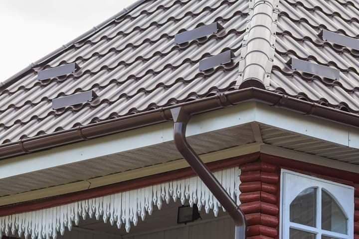 cserepes lemez szerelés